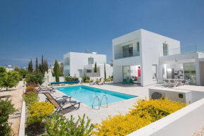 Villa Ochosto Helios - Beautiful 5 Bedroom Protaras Villa - Walking Distance to Fig Tree Bay Beach